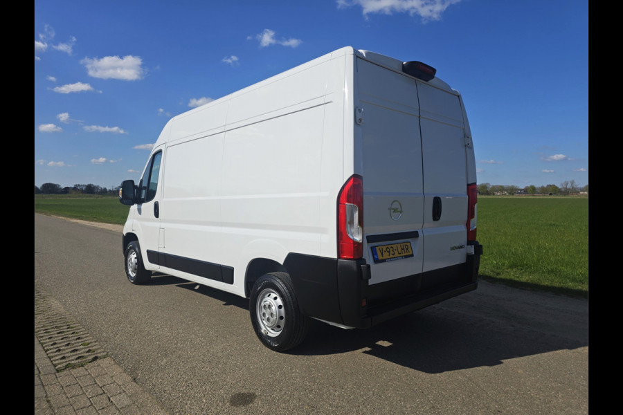 Opel Movano 2.2D 140 L2H2 3.5T - 140 Pk - Euro 6 - ParkeerCamera - Airco - Cruise Control