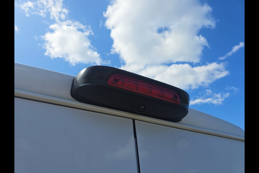 Opel Movano 2.2D 140 L2H2 3.5T - 140 Pk - Euro 6 - ParkeerCamera - Airco - Cruise Control