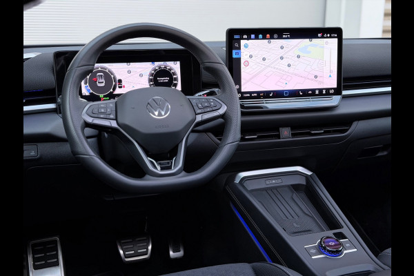 Volkswagen T-Roc 1.5 eTSI R-Line Pano/360/HuD/Sfeer