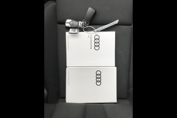 Audi A4 Avant 40 TFSI S edition Competition Navi Camera Stoelv.