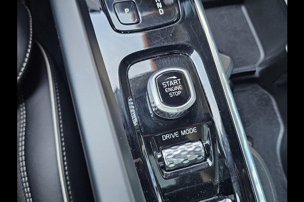 Volvo XC60 2.0 Recharge T8 AWD Inscription Leder | Blind spot | Adaptive cruise | 360 Camera | Wegklapbare trekhaak | Zéér compleet en netjes!