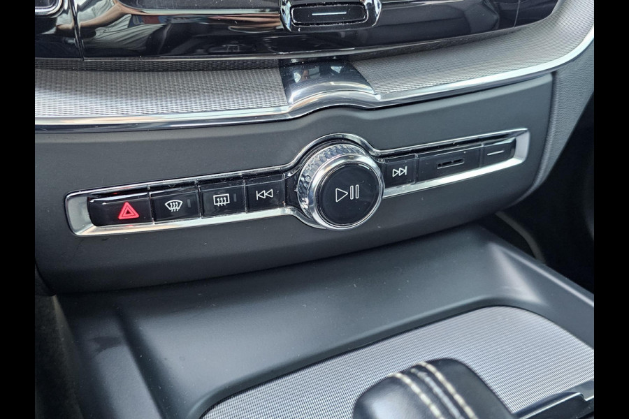 Volvo XC60 2.0 Recharge T8 AWD Inscription Leder | Blind spot | Adaptive cruise | 360 Camera | Wegklapbare trekhaak | Zéér compleet en netjes!