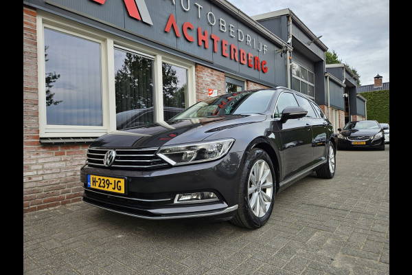Volkswagen Passat Variant 1.5 TSI Highline Business R Trekhaak! Automaat! Camera! Carplay! Mooie/Nette Auto!