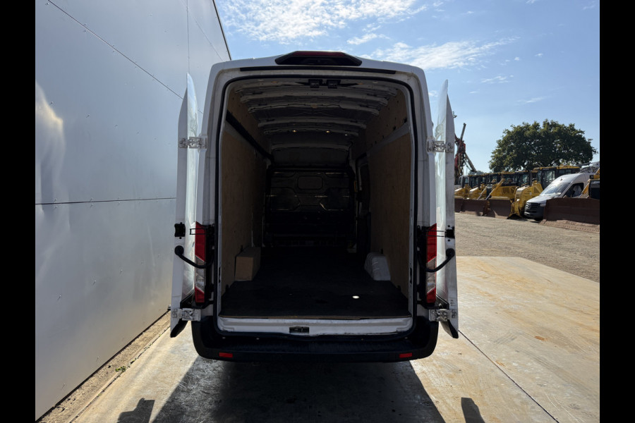 Ford E-Transit 68kWh 184PK L4H3 316km WLTP BEV Snelladen Carplay Climate control Parkeersensoren v+a Stoelverwarming