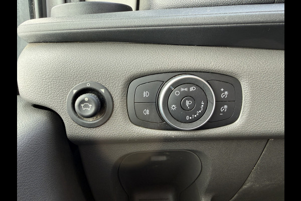 Ford Transit 2.0 TDCI 165PK L2H2 Airco Cruise Control Bluetooth Parkeersensoren voor achter