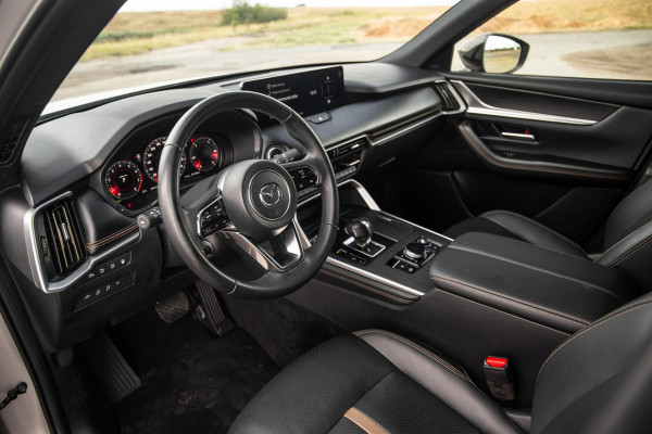 Mazda CX-60 2.5 e-SkyActiv PHEV Homura CAMERA / STOELVERWARMING + KOELING / CARPLAY / ADAPTIVE CRUISE