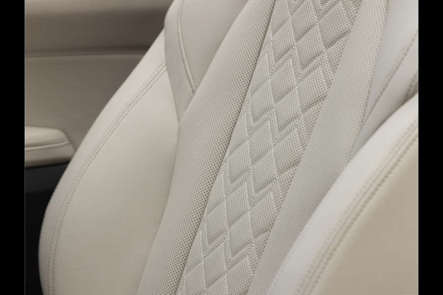 BMW 4 Serie Cabrio M440i xDrive - Individual Leder - Stoelventilatie - Standkachel