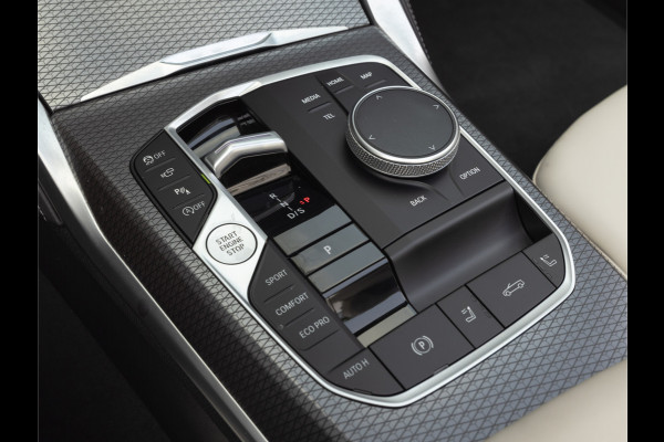 BMW 4 Serie Cabrio M440i xDrive - Individual Leder - Stoelventilatie - Standkachel