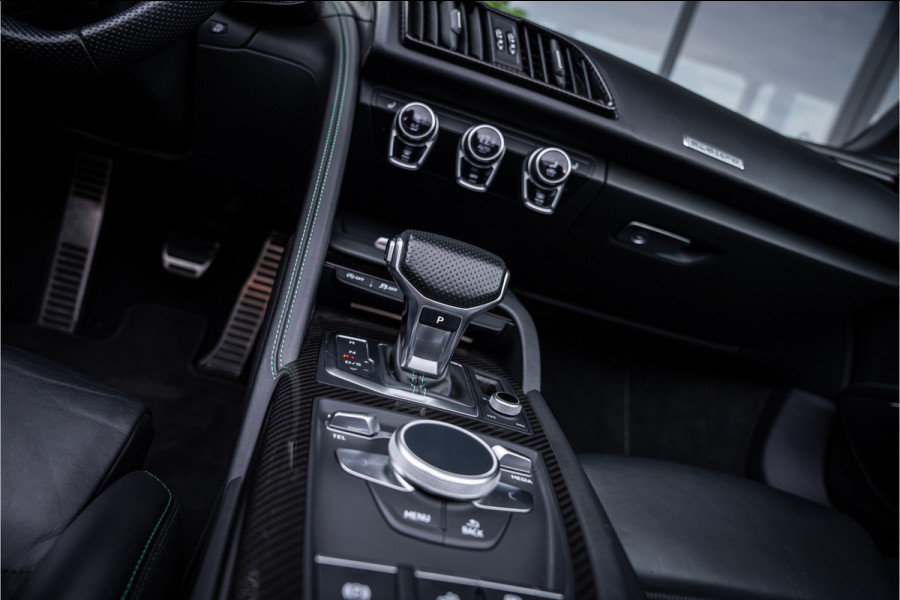 Audi R8 Spyder 5.2 V10+ FSI quattro Plus - ABT Sportsline | Carbon | B&O | Camera