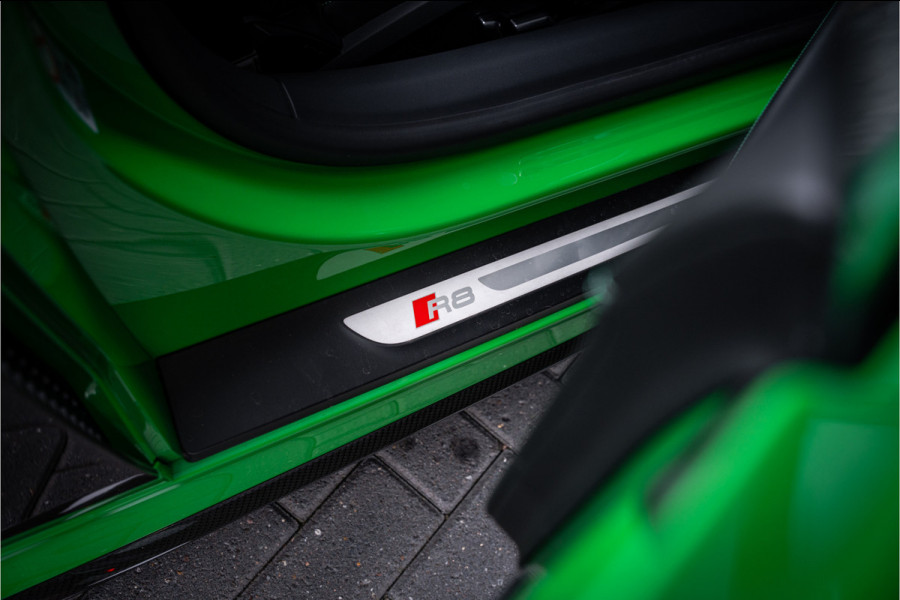Audi R8 Spyder 5.2 V10+ FSI quattro Plus - ABT Sportsline | Carbon | B&O | Camera