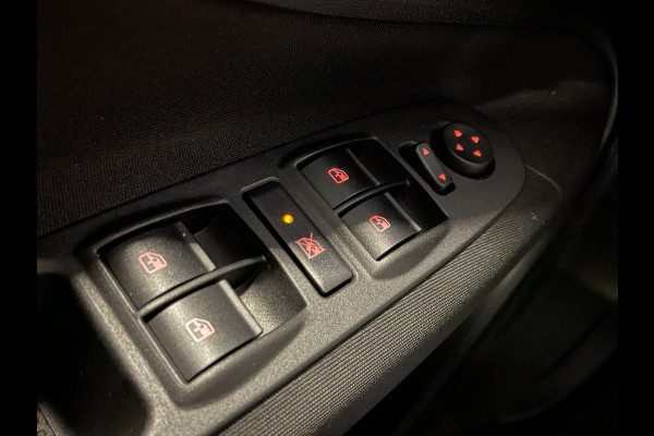 Fiat Punto Evo 0.9 TwinAir Sempre|UNIEK, KMS NAP|NAVIGATIE|CRUISE CONTROL|CLIMATE CONTROL|PDC-A|NL-AUTO|NETTE AUTO|2E EIGENAAR|