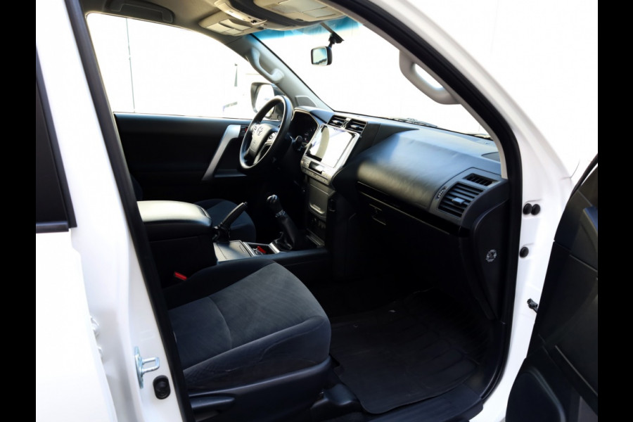 Toyota Land Cruiser 2.8 D-4D Co. Blind Van | Carplay | Lier | 204 PK