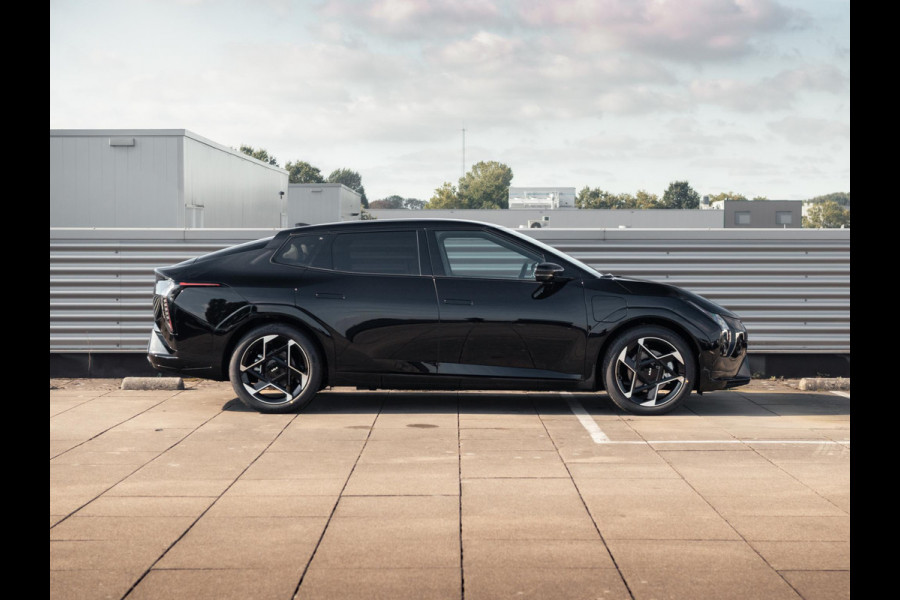 Kia EV4 Fastback GT-Line Business Edition 81.4 kWh | Direct leverbaar! | Panodak | Navi. | Clima. | Adapt. Cruise. | Stoel&Stuur Verwarming | Dodehoekassistentie | GT-Line Vegan Lederen Stoelbekleding