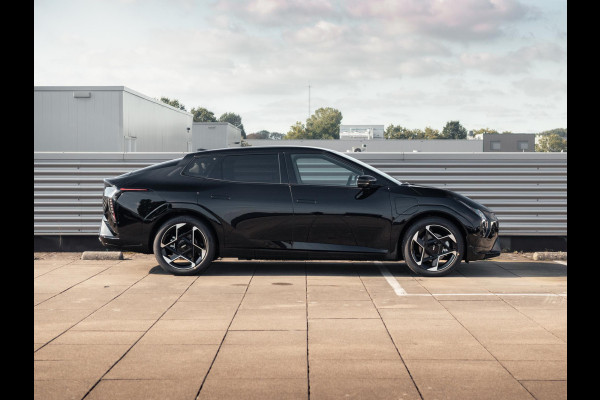 Kia EV4 Fastback GT-Line Business Edition 81.4 kWh | Direct leverbaar! | Panodak | Navi. | Clima. | Adapt. Cruise. | Stoel&Stuur Verwarming | Dodehoekassistentie | GT-Line Vegan Lederen Stoelbekleding