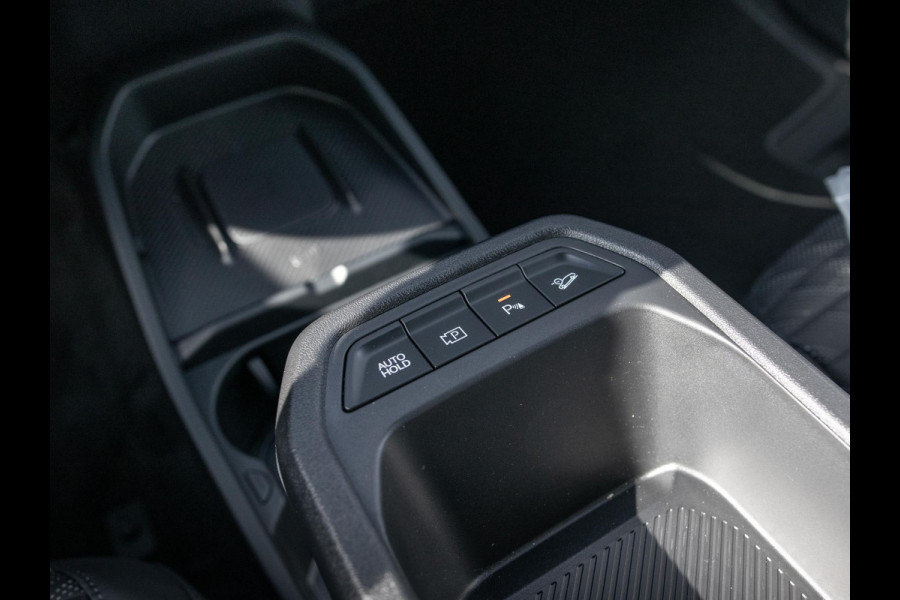Kia EV4 Fastback GT-Line Business Edition 81.4 kWh | Direct leverbaar! | Panodak | Navi. | Clima. | Adapt. Cruise. | Stoel&Stuur Verwarming | Dodehoekassistentie | GT-Line Vegan Lederen Stoelbekleding
