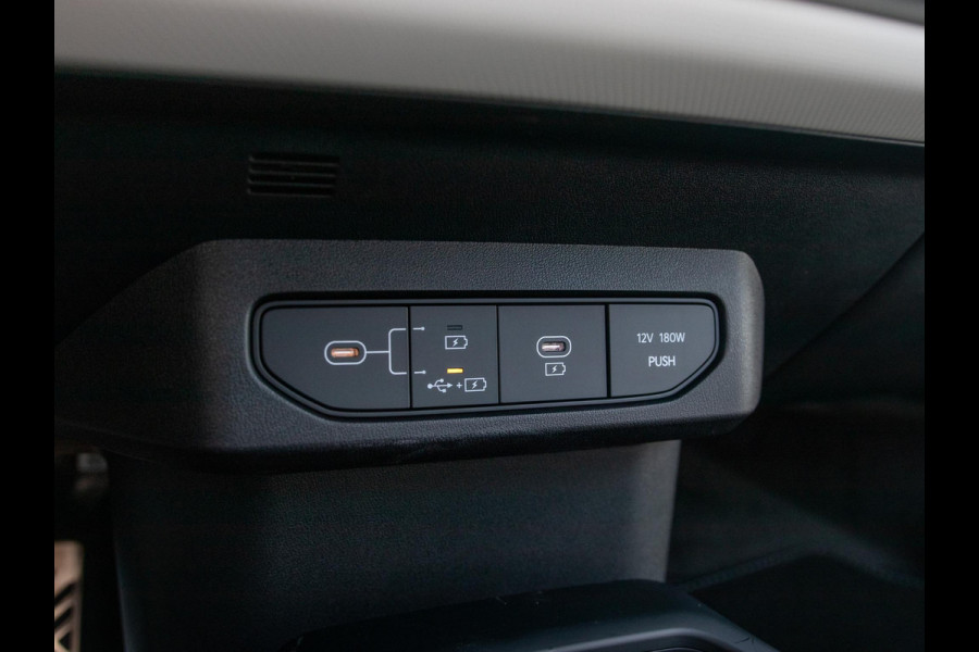 Kia EV4 Fastback GT-Line Business Edition 81.4 kWh | Direct leverbaar! | Panodak | Navi. | Clima. | Adapt. Cruise. | Stoel&Stuur Verwarming | Dodehoekassistentie | GT-Line Vegan Lederen Stoelbekleding