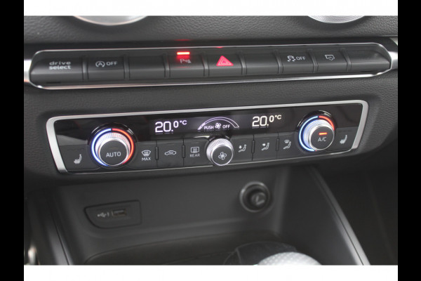 Audi A3 Limousine 1.5 TFSI CoD Sport S Line Edition / Virtual Cockpit / Navigatie / Parkeerhulp V+A / 19'' / Zwart optiek / Cruise Control / Stoelverwarming