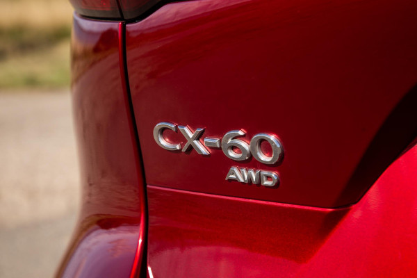 Mazda CX-60 2.5 e-SkyActiv PHEV Homura Plus PANORAMA / 360 CAMERA / STOELVERWARMING + KOELING / CARPLAY / ADAPTIVE CRUISE
