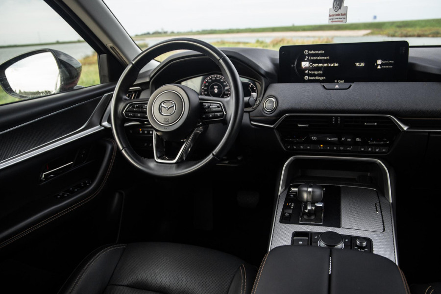 Mazda CX-60 2.5 e-SkyActiv PHEV Homura Plus PANORAMA / 360 CAMERA / STOELVERWARMING + KOELING / CARPLAY / ADAPTIVE CRUISE