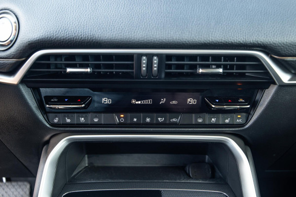 Mazda CX-60 2.5 e-SkyActiv PHEV Homura Plus PANORAMA / 360 CAMERA / STOELVERWARMING + KOELING / CARPLAY / ADAPTIVE CRUISE