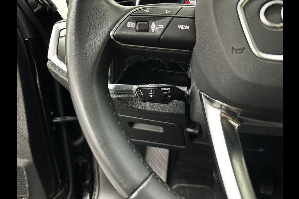 Audi Q3 Sportback 45 TFSI e S-Line | Panorama | ACC | Trekhaak | Carplay | Camera | Black-Optic | Sportstoelen | Stoelverwarming | Navi | MMi+ | Zwarte Hemel | Virtual-Cockpit | Lane Assist | Dodehoek | Getint Glas | Climate Control | Standkachel |
