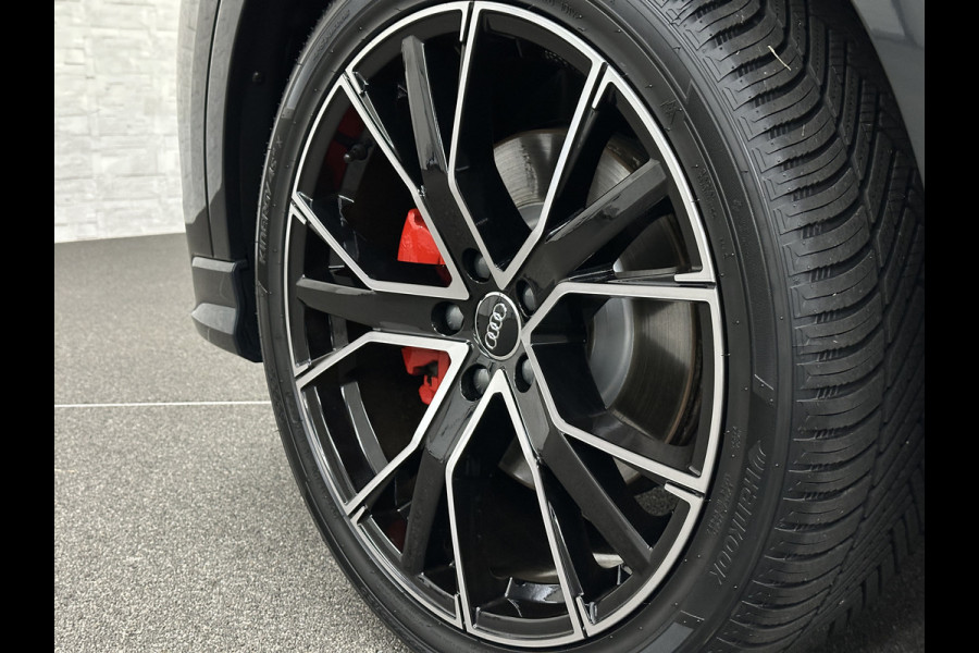 Audi Q3 Sportback 45 TFSI e S-Line | Panorama | ACC | Trekhaak | Carplay | Camera | Black-Optic | Sportstoelen | Stoelverwarming | Navi | MMi+ | Zwarte Hemel | Virtual-Cockpit | Lane Assist | Dodehoek | Getint Glas | Climate Control | Standkachel |