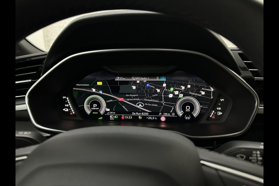 Audi Q3 Sportback 45 TFSI e S-Line | Panorama | ACC | Trekhaak | Carplay | Camera | Black-Optic | Sportstoelen | Stoelverwarming | Navi | MMi+ | Zwarte Hemel | Virtual-Cockpit | Lane Assist | Dodehoek | Getint Glas | Climate Control | Standkachel |