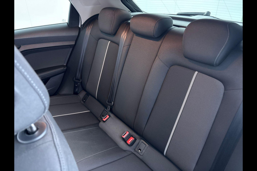 Audi A1 Sportback 25 TFSI Advanced edition 95 pk S-tronic | Verlengde garantie | Navigatie via App | Parkeersensoren (achter) | Adaptieve cruise control | Autom. Airco | Apple carplay / Android auto |