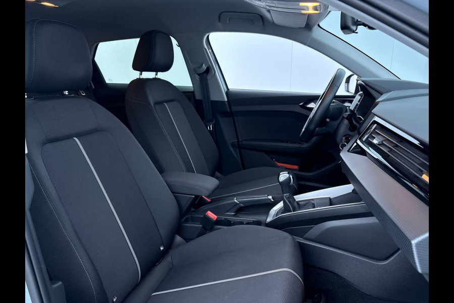 Audi A1 Sportback 25 TFSI Advanced edition 95 pk S-tronic | Verlengde garantie | Navigatie via App | Parkeersensoren (achter) | Adaptieve cruise control | Autom. Airco | Apple carplay / Android auto |