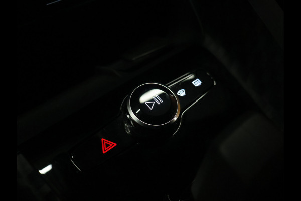Polestar 2 Standard Range Single Motor 63kWh [APPLE CARPLAY, ANDROID, CRUISE CONTROL, DIGITAL DASH, MEMORY SEATS, STOELVERWARMING, CAMERA, PDC V+A, ELEKTRISCHE ACHTERKLEP, CLIMATE CONTROL, BLUETOOTH, NIEUWSTAAT]