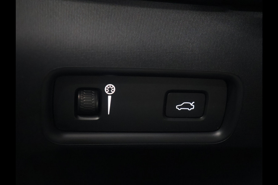 Polestar 2 Standard Range Single Motor 63kWh [APPLE CARPLAY, ANDROID, CRUISE CONTROL, DIGITAL DASH, MEMORY SEATS, STOELVERWARMING, CAMERA, PDC V+A, ELEKTRISCHE ACHTERKLEP, CLIMATE CONTROL, BLUETOOTH, NIEUWSTAAT]