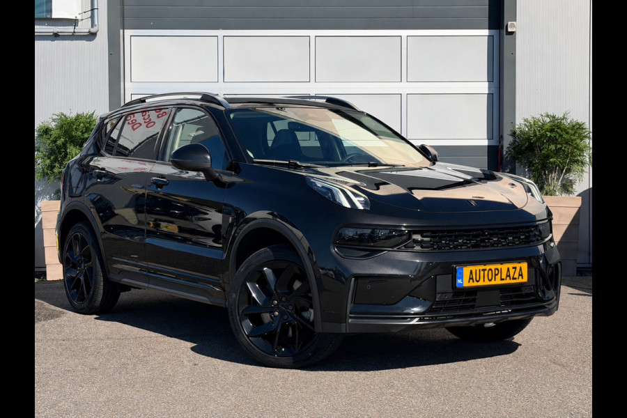 Lynk & Co 01 1.5 / Full Black / Plug-in Hybrid / Panorama / Inruil Mog.