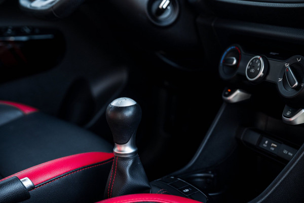 Kia Picanto 1.0 MPi GT-Line Edition I super zuinig I Carplay en camera I leer