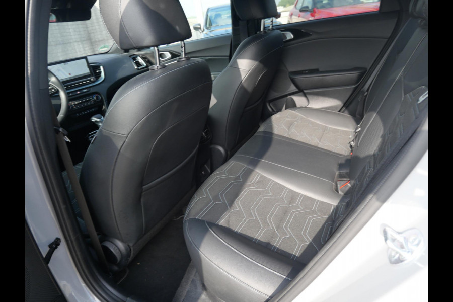 Kia Ceed 1.0 T-GDi MHEV Design Edition | Carplay | Stoel/stuurverwarming | Adaptief | Camera | Clima | JBL
