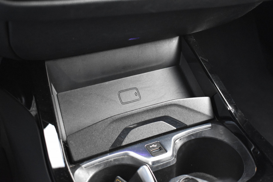 BMW 1-serie 118i Aut. M-Sport | Trekhaak | HiFi | Camera | Virtual | Sfeer | NL Auto |