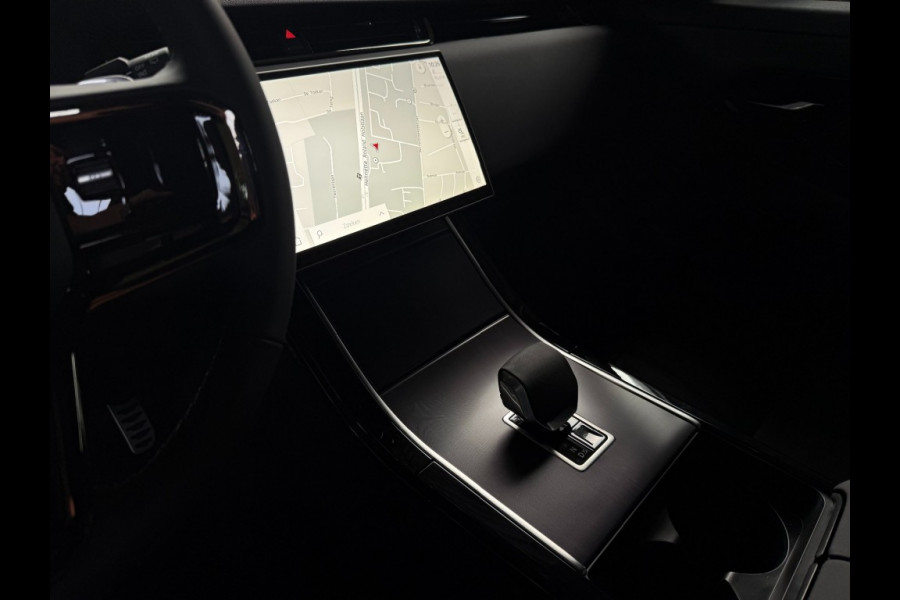 Land Rover Range Rover Evoque P270e Nieuw SE Dynamic Acc schuifdak black pack trekhaak