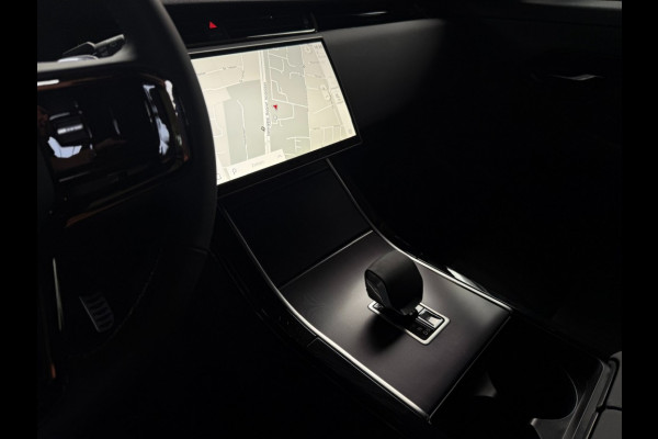 Land Rover Range Rover Evoque P270e Nieuw SE Dynamic Acc schuifdak black pack trekhaak