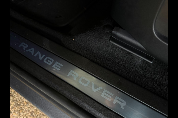 Land Rover Range Rover Evoque P270e Nieuw SE Dynamic Acc schuifdak black pack trekhaak