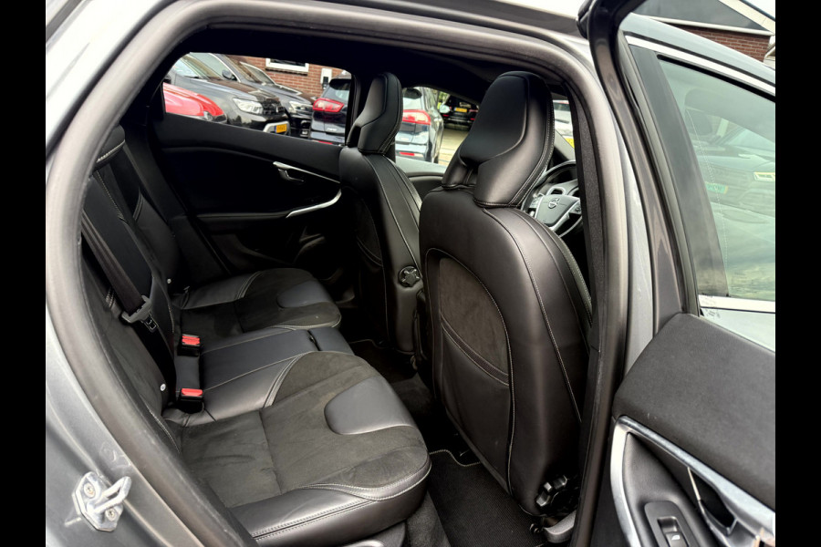 Volvo V40 1.5 T3 Polar+ Sport R-Design Panoramadak, Camera, 17''Lmv