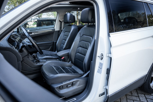 Volkswagen Tiguan Allspace 1.4 TSI Highline | 7 persoons | Aut. | Panoramadak | LED | Cruise contr. | PDC
