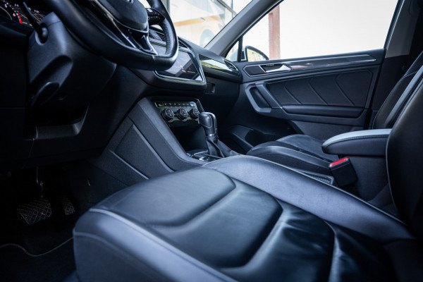 Volkswagen Tiguan Allspace 1.4 TSI Highline | 7 persoons | Aut. | Panoramadak | LED | Cruise contr. | PDC