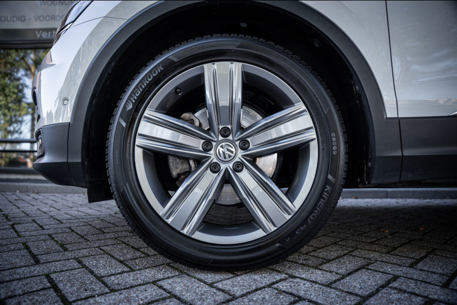 Volkswagen Tiguan Allspace 1.4 TSI Highline | 7 persoons | Aut. | Panoramadak | LED | Cruise contr. | PDC