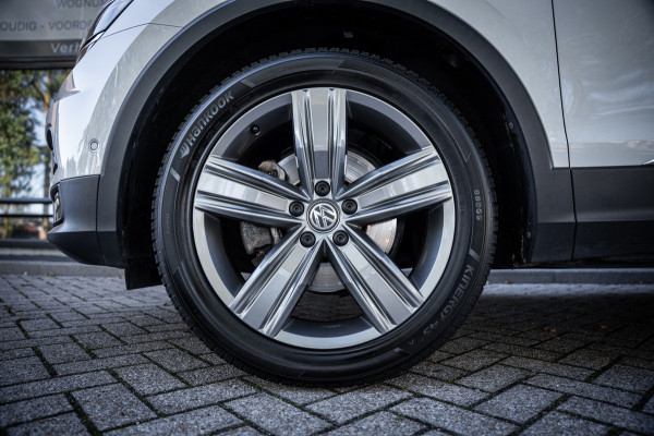 Volkswagen Tiguan Allspace 1.4 TSI Highline | 7 persoons | Aut. | Panoramadak | LED | Cruise contr. | PDC