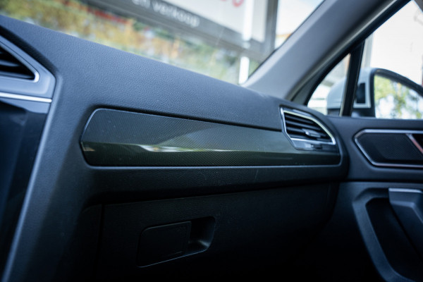Volkswagen Tiguan Allspace 1.4 TSI Highline | 7 persoons | Aut. | Panoramadak | LED | Cruise contr. | PDC