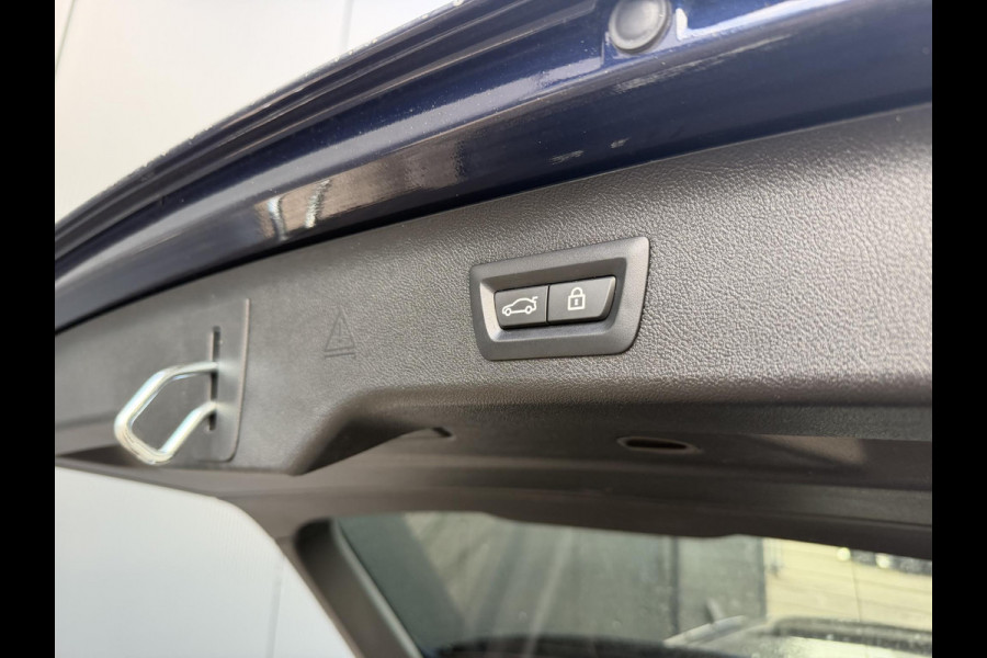 BMW 5 Serie Touring 530e High Executive M-Sport 18"/Panoramadak/Leder + memory/Stoelverwarming/Dodehoek/Keyless/Elektrische klep/Apple Carplay & Android Auto