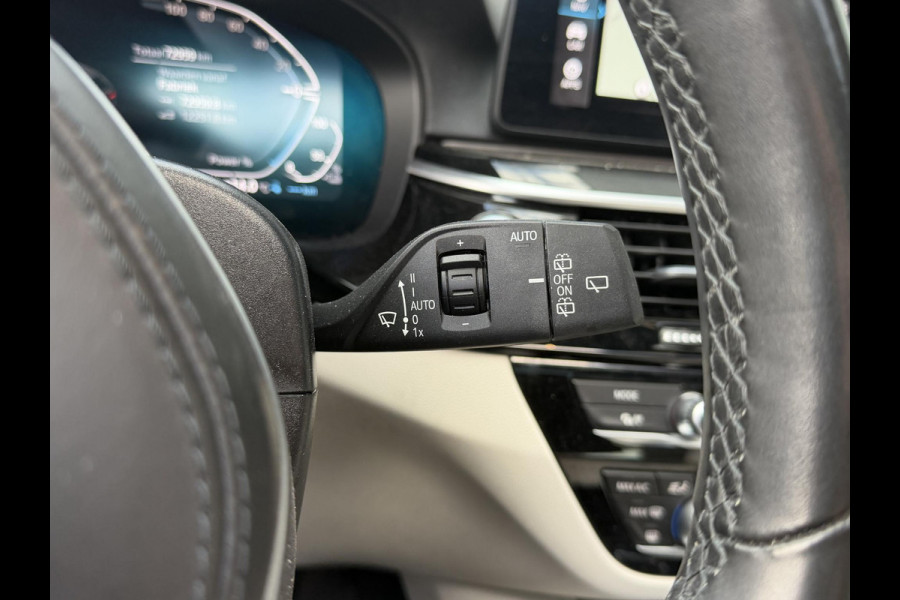 BMW 5 Serie Touring 530e High Executive M-Sport 18"/Panoramadak/Leder + memory/Stoelverwarming/Dodehoek/Keyless/Elektrische klep/Apple Carplay & Android Auto