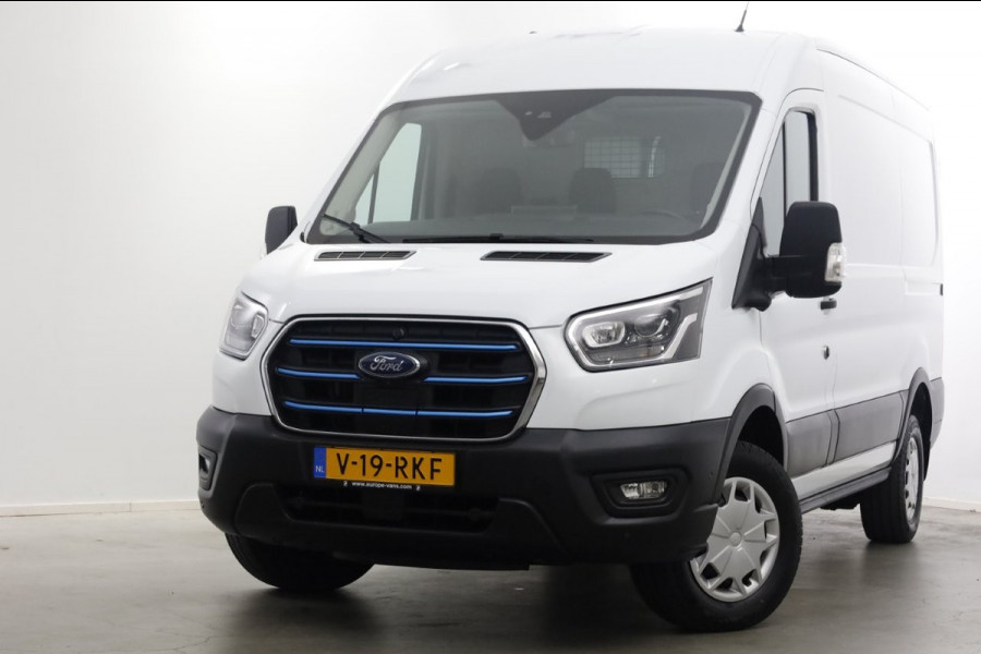 Ford E-Transit 350 L2H2 68 kWh 269pk Trend 100% Elektrisch LED/ACC/Snellader 115kW SOH 98,1% 04-2024