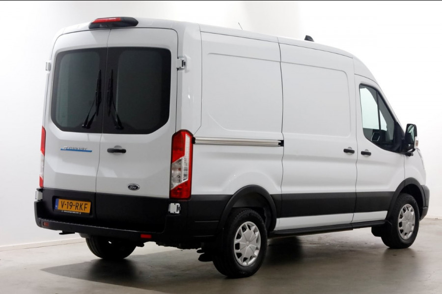 Ford E-Transit 350 L2H2 68 kWh 269pk Trend 100% Elektrisch LED/ACC/Snellader 115kW SOH 98,1% 04-2024
