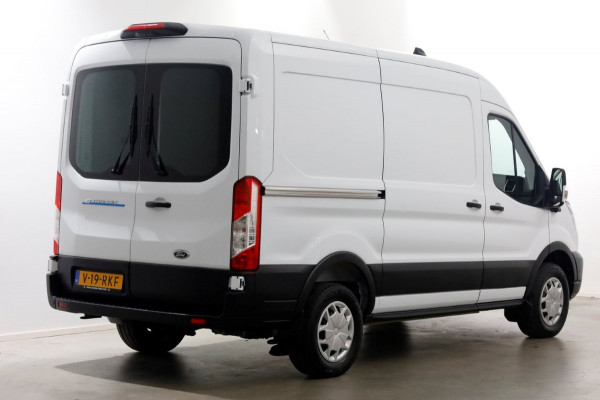 Ford E-Transit 350 L2H2 68 kWh 269pk Trend 100% Elektrisch LED/ACC/Snellader 115kW SOH 98,1% 04-2024