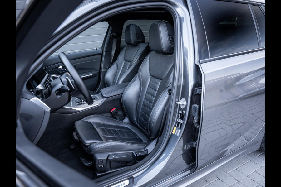BMW 3 Serie Touring 330e High Executive - M-Sport l Laser l Pano l Trekhaak l HUD